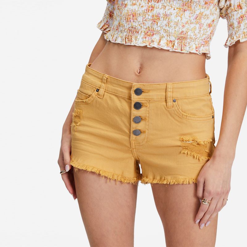 Short-Mujer-Buttoned-Up-Denim-Shorts